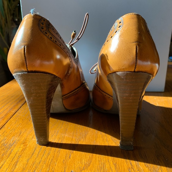 Stuart Weitzman size 7.5 booties - Picture 3 of 3